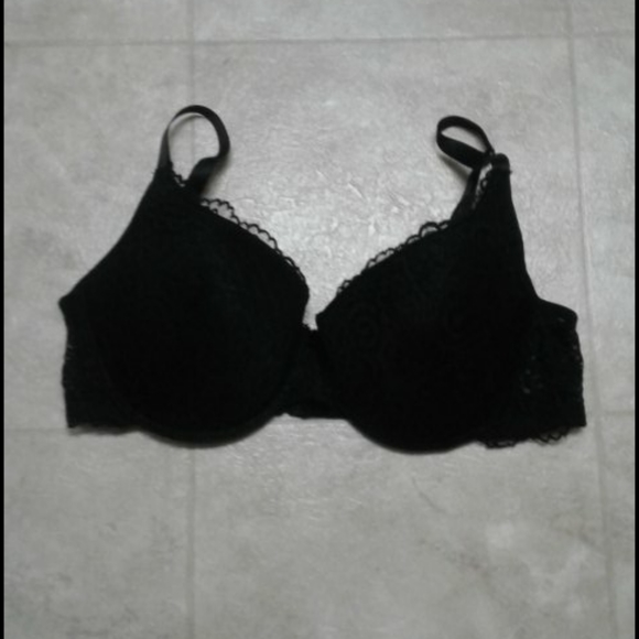 Other - All lace push up bra